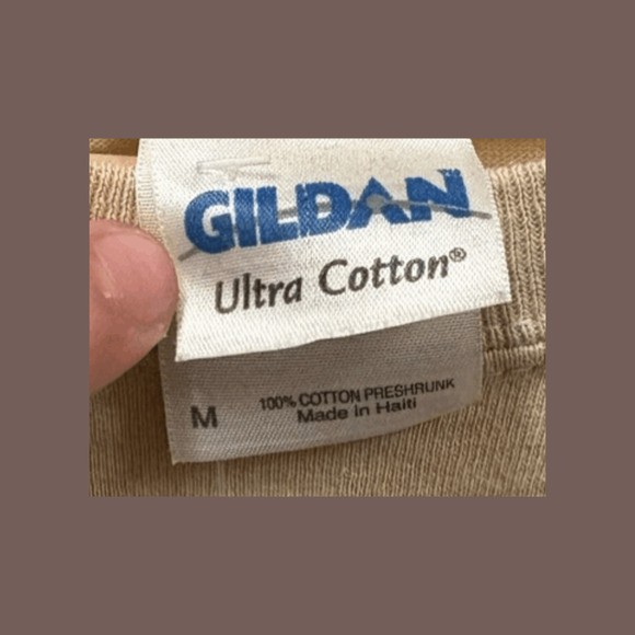 Gildan Turtle T-Shirt | Cream Graphic Tee | Size M | Vintage - Picture 3 of 4